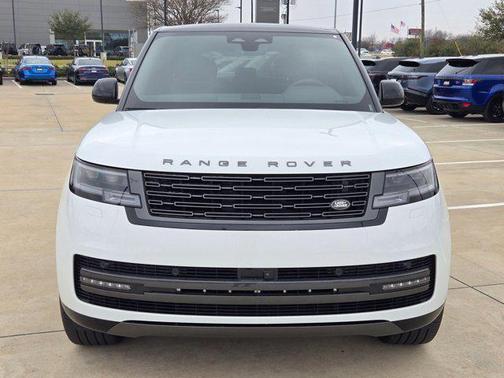 2026 Land Rover Range Rover P400 SE 7 Seat