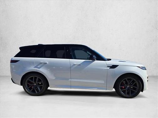 Fuji White [White] 2024 Land Rover Range Rover Sport SE