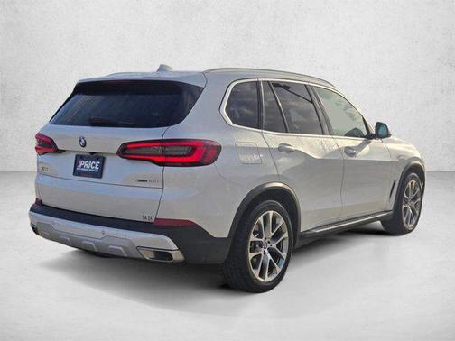 White 2023 BMW X5 sDrive40i