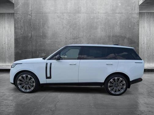 2025 Land Rover Range Rover P530 SE 7 Seat