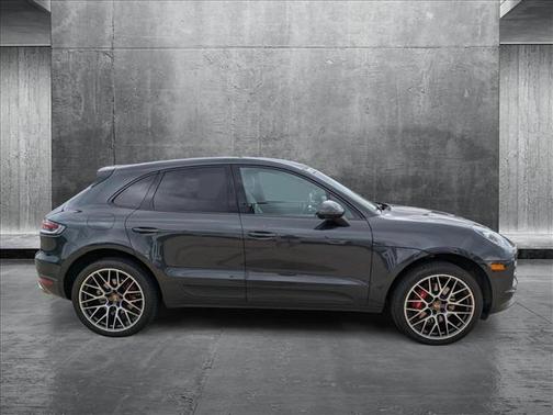 2021 Porsche Macan Base