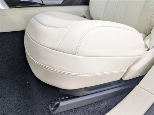 2025 Land Rover Range Rover P530 SE 7 Seat