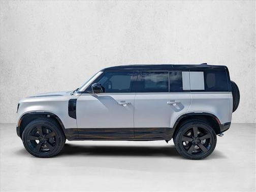 2026 Land Rover Defender X-Dynamic SE