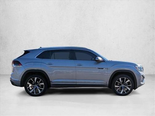 2024 Volkswagen Atlas Cross Sport 2.0T SEL Premium