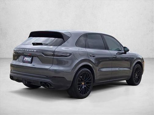 Chromite Black Metallic 2023 Porsche Cayenne Cayenne