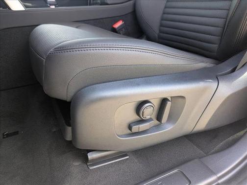 2025 Land Rover Discovery Sport S