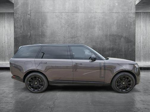2023 Land Rover Range Rover First Edition