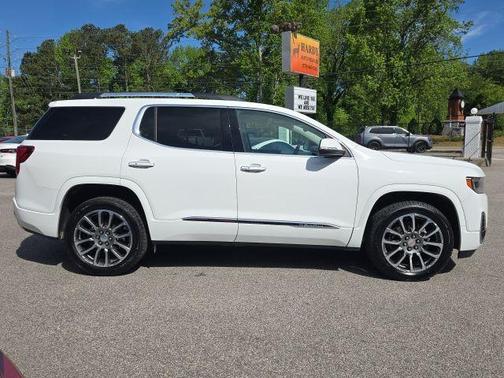 Summit White 2023 GMC Acadia Denali