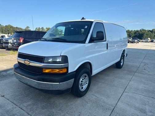 Summit White 2025 Chevrolet Express 2500 Work Van