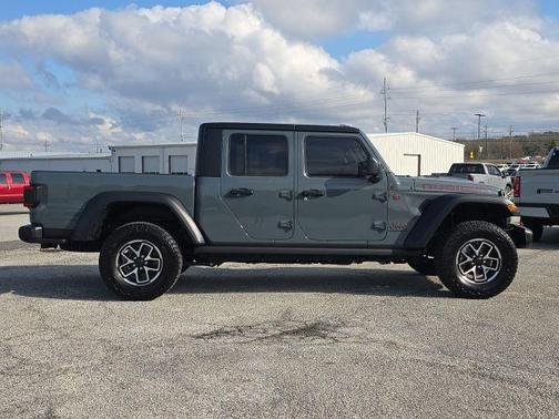 Anvil Clearcoat 2025 Jeep Gladiator Rubicon