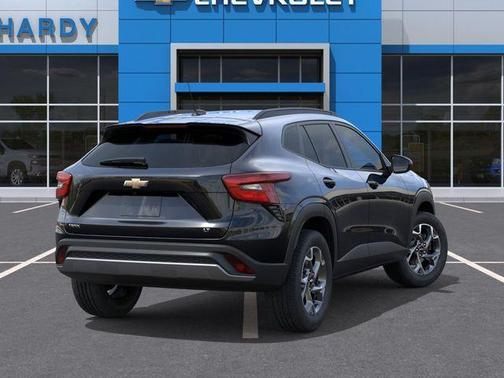 Mosaic Black Metallic 2026 Chevrolet Trax LT