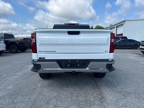 Summit White 2023 Chevrolet Silverado 1500 LT