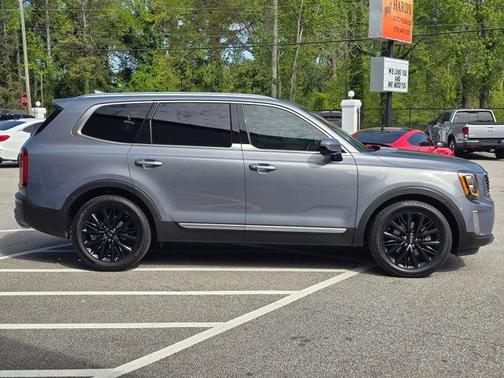 Everlasting Silver 2021 Kia Telluride SX