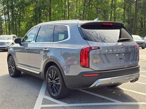 Everlasting Silver 2021 Kia Telluride SX