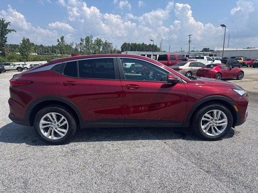 Cinnabar Metallic 2025 Buick Envista Preferred