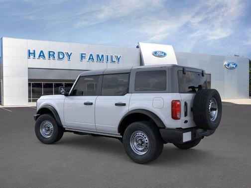 Oxford White 2026 Ford Bronco Base
