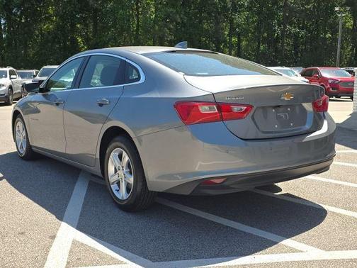 Sterling Gray Metallic 2024 Chevrolet Malibu LT