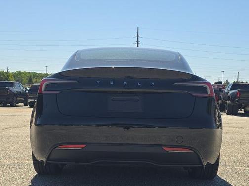 White 2024 Tesla Model 3 Base