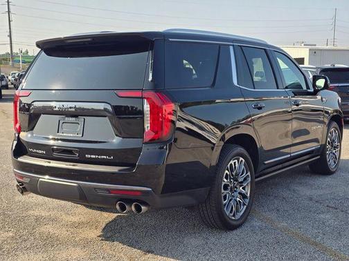 Onyx Black 2024 GMC Yukon Denali Ultimate