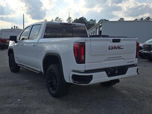 Summit White 2022 GMC Sierra 1500 AT4X