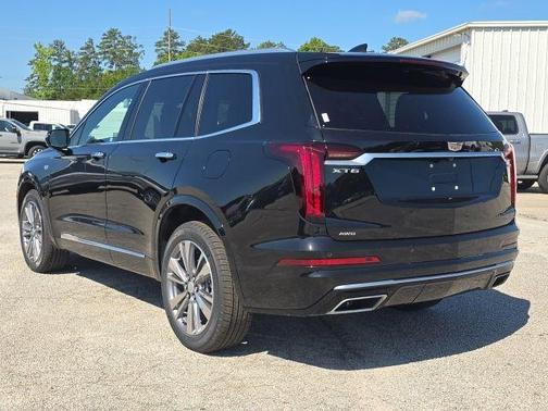 Stellar Black Metallic 2024 Cadillac XT6 Premium Luxury AWD