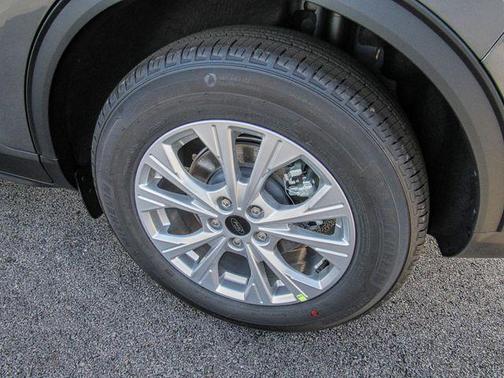 Carbonized Gray Metallic 2026 Ford Escape Active