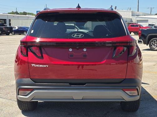 Red 2025 Hyundai TUCSON SEL