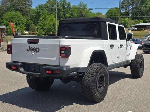 Bright White Clearcoat 2020 Jeep Gladiator Rubicon