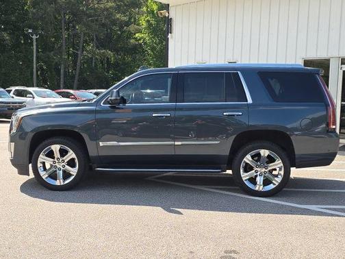 Shadow Metallic 2020 Cadillac Escalade Luxury