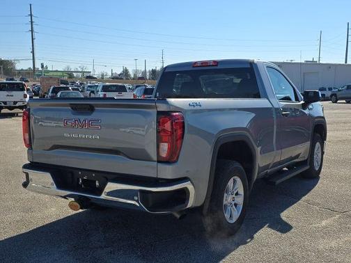 Sterling 2025 GMC Sierra 1500 Pro