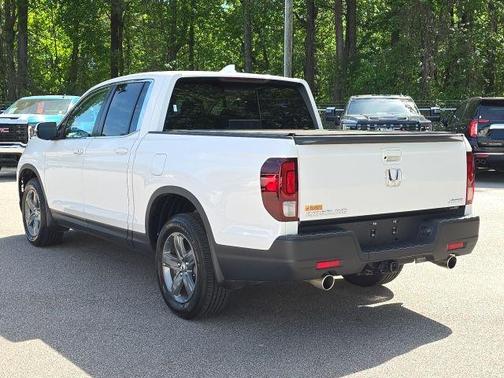 Platinum White Pearl 2023 Honda Ridgeline RTL