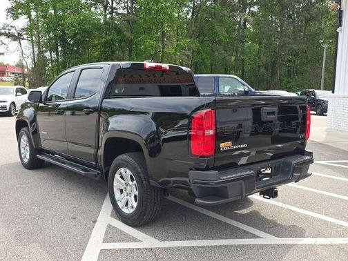 Black 2022 Chevrolet Colorado LT