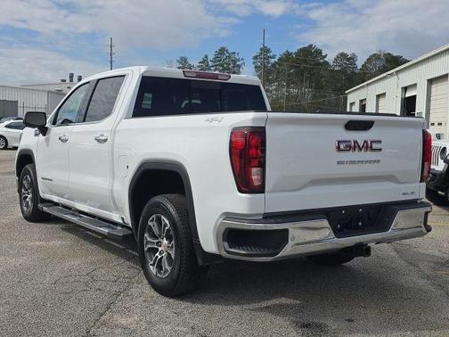 Summit White 2024 GMC Sierra 1500 SLE