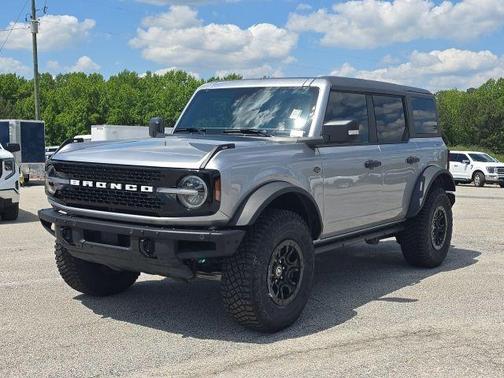 Silver Metallic 2024 Ford Bronco Wildtrak