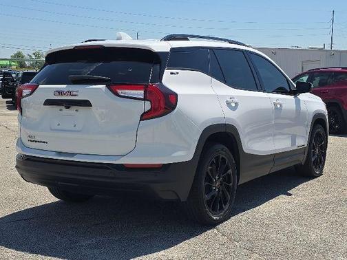 Summit White 2024 GMC Terrain SLT