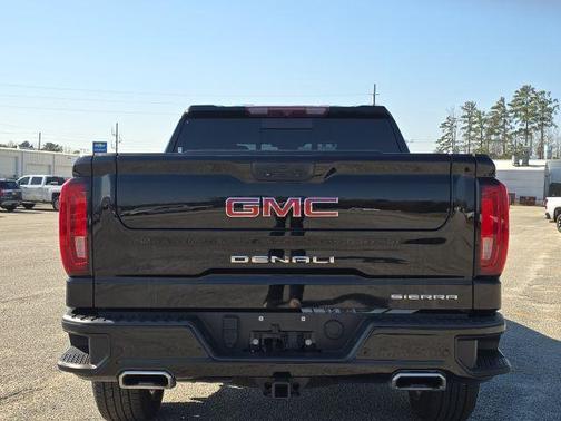Onyx Black 2022 GMC Sierra 1500 Denali