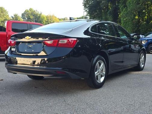 Mosaic Black Metallic 2023 Chevrolet Malibu 1LS