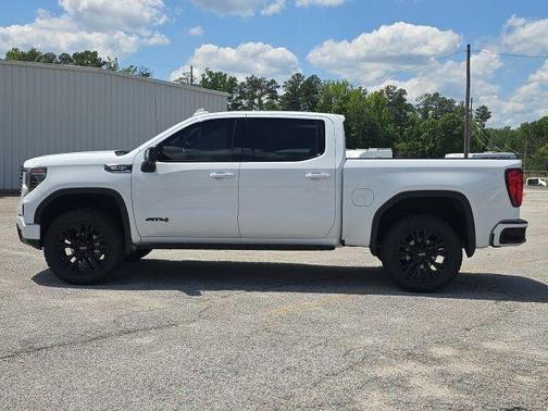 Summit White 2022 GMC Sierra 1500 AT4