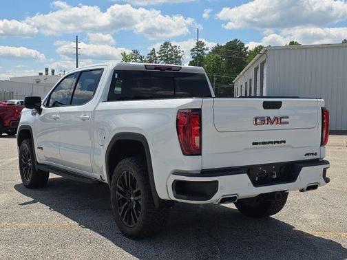 Summit White 2022 GMC Sierra 1500 AT4