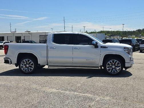 White Frost Tri-Coat 2023 GMC Sierra 1500 Denali