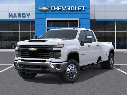 Summit White 2026 Chevrolet Silverado 3500 WT