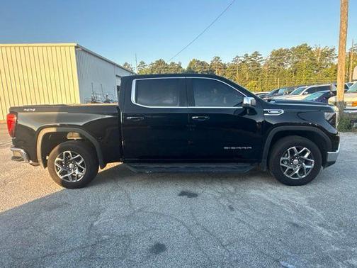 Onyx Black 2026 GMC Sierra 1500 SLE