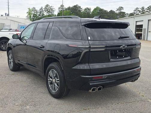 Mosaic Black Metallic 2025 Chevrolet Traverse RS