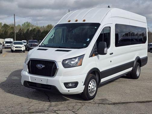 Oxford White 2025 Ford Transit-350 XLT