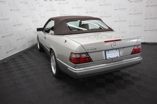 1995 Mercedes-Benz E-Class E 320