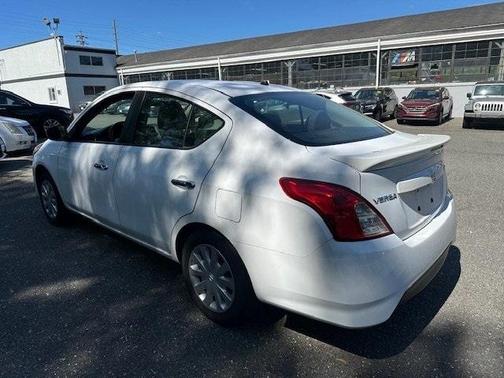 2019 Nissan Versa 1.6 SV