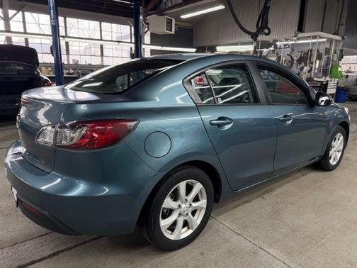 2010 Mazda Mazda3 i Touring