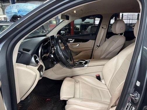 2016 Mercedes-Benz GLC-Class GLC 300 4MATIC
