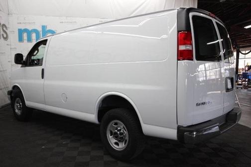 2022 GMC Savana 2500 Work Van