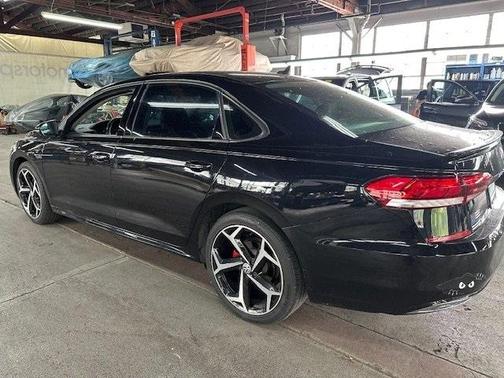 2020 Volkswagen Passat 2.0T R-Line
